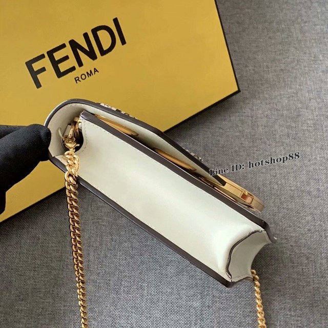 FENDI专柜精品包包 芬迪全皮鏈條小斜挎包 雞眼 Fendi簡約風幾何圖形翻蓋包 fdzg2335